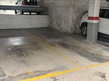 Einzelparkplatz zur Miete in Carrer Marina 65
