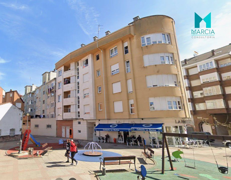 Vista exterior de Pis en venda en Castrillón