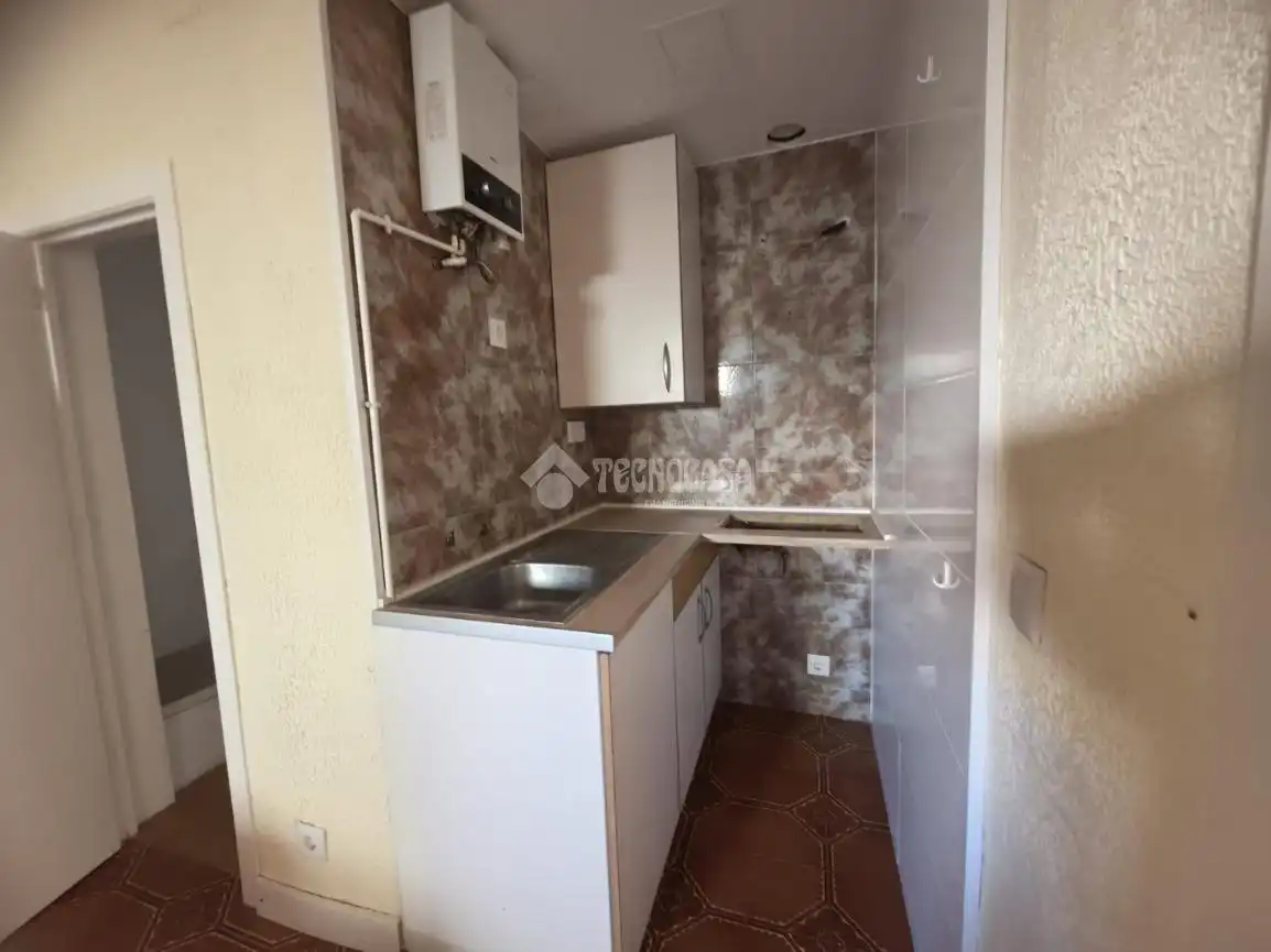 Kitchen of Study for sale in Sant Vicenç Dels Horts