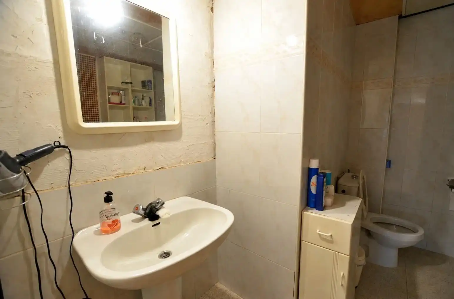 Bany de Casa o xalet en venda en Mutxamel amb Terrassa i Piscina