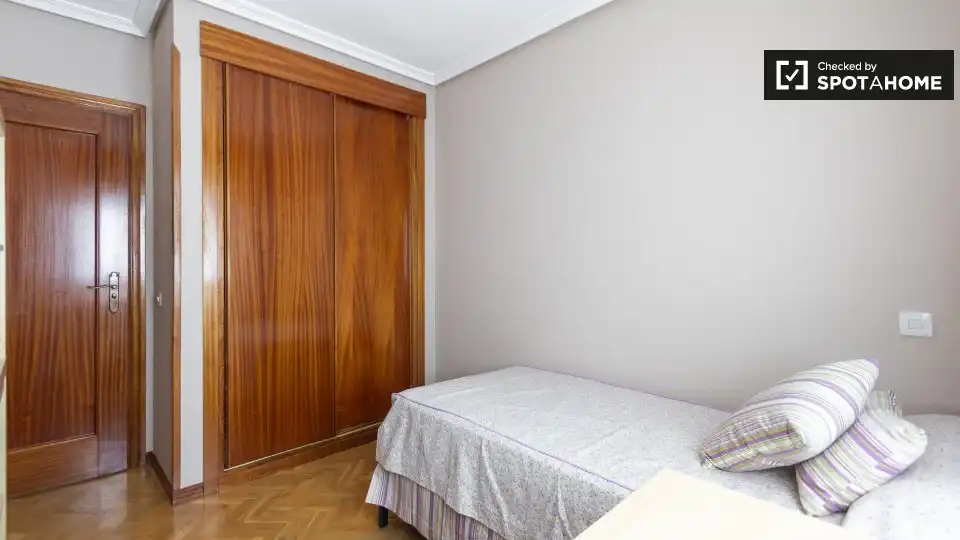 Habitación en Media Legua