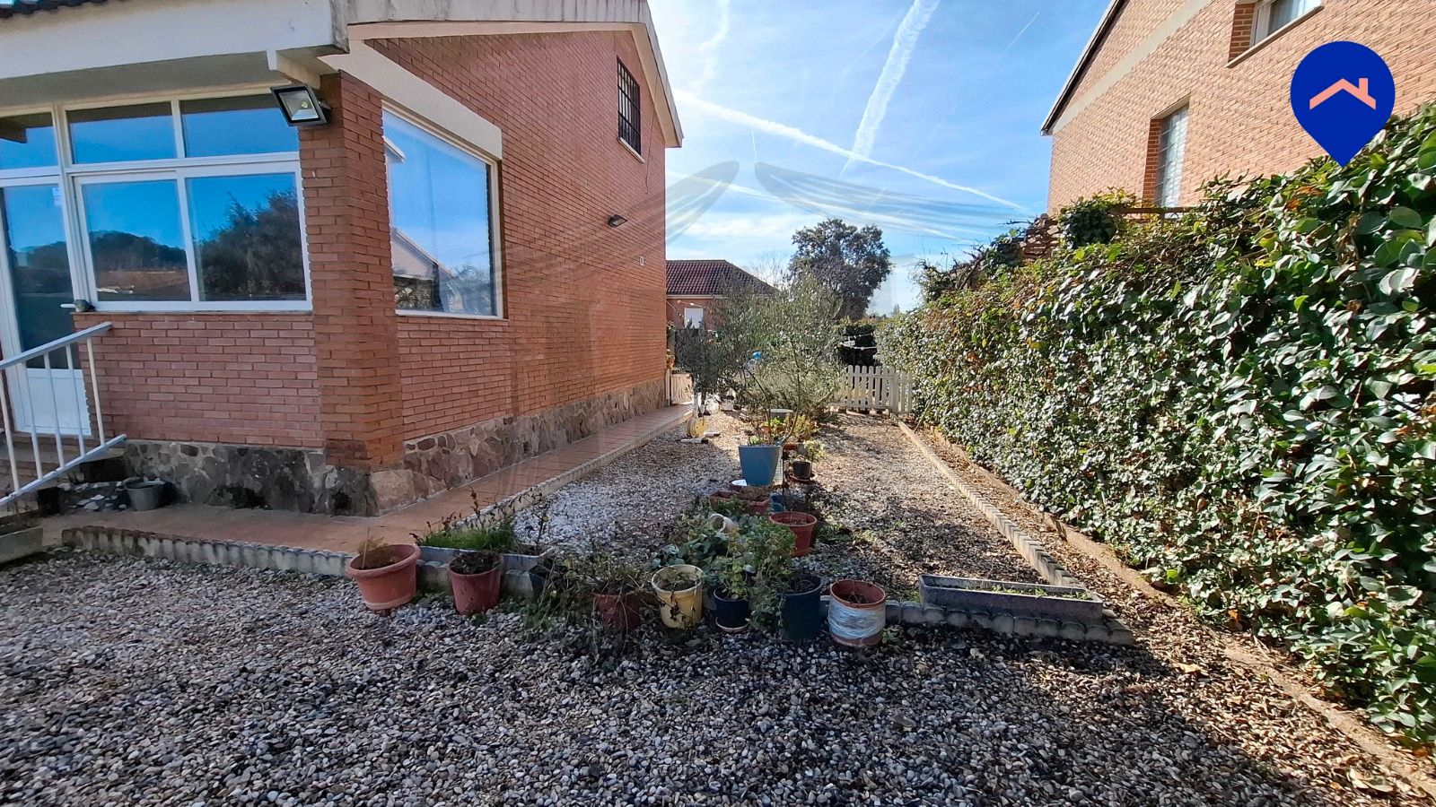 Jardí de Casa o xalet en venda en Pioz amb Jardí privat, Internet i Alarma