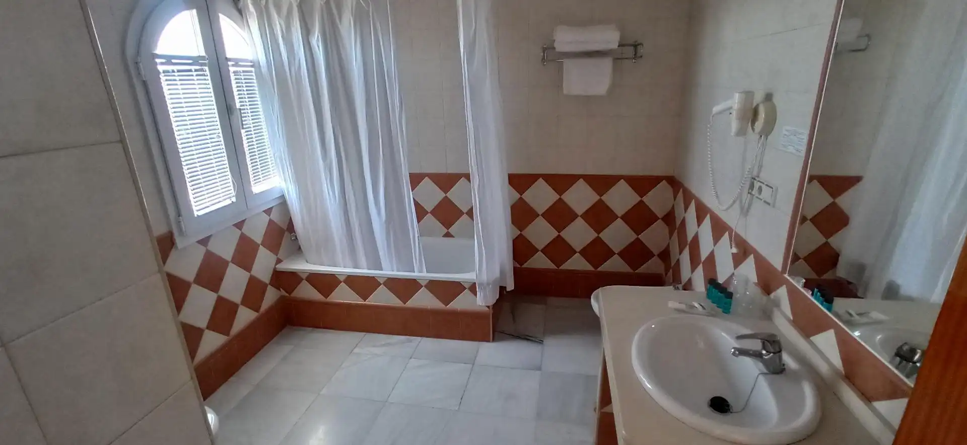 Baño de Edificio en venta en Arcos de la Frontera