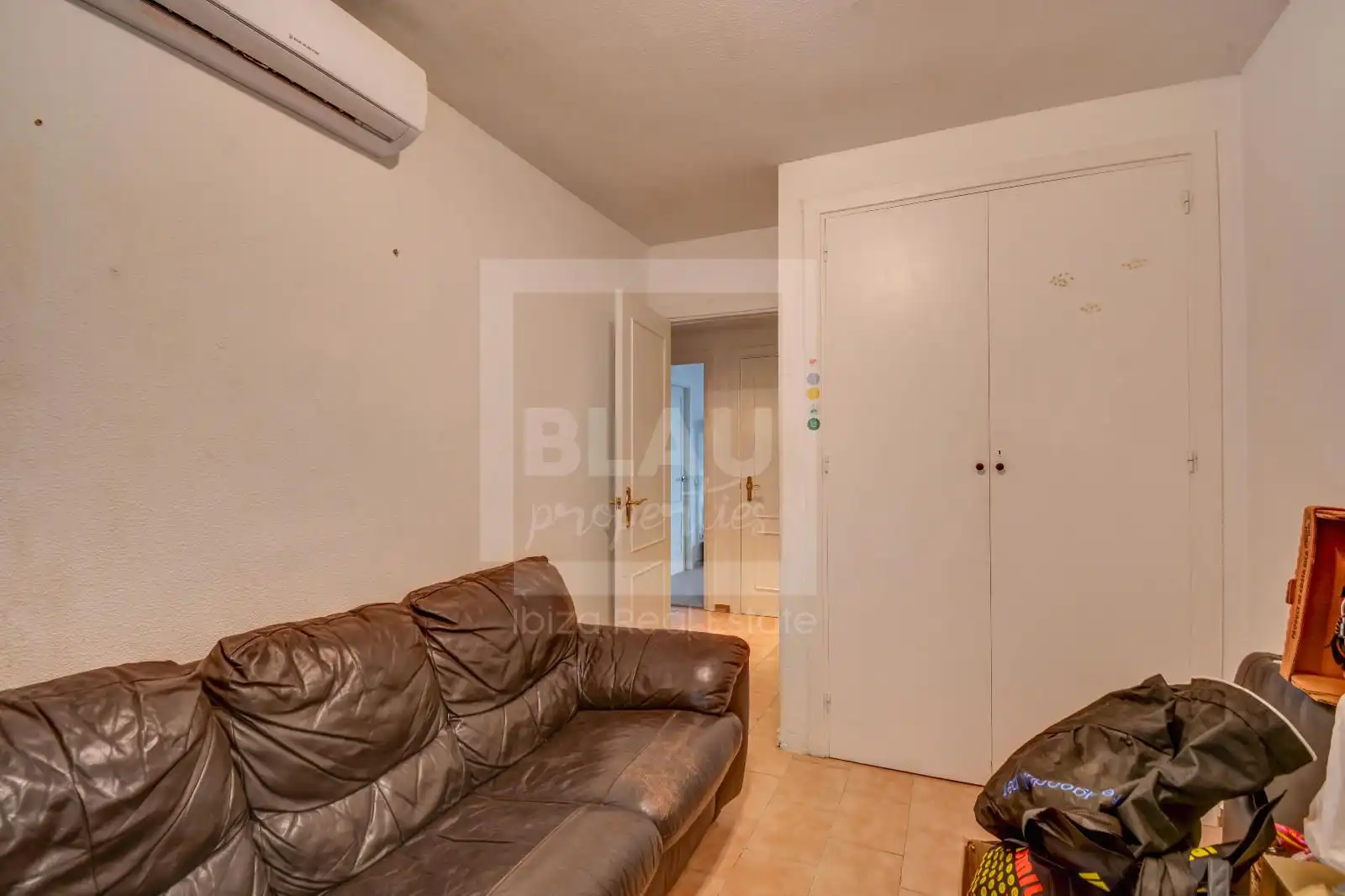 Living room of Flat for sale in Sant Josep de sa Talaia  with Air Conditioner, Terrace and Swimming Pool