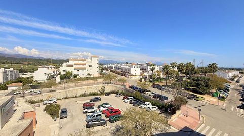Foto 2 de Apartamento en venta en Miguel de María Luque, Sierra de Estepona - Avda. de Andalucía, Estepona