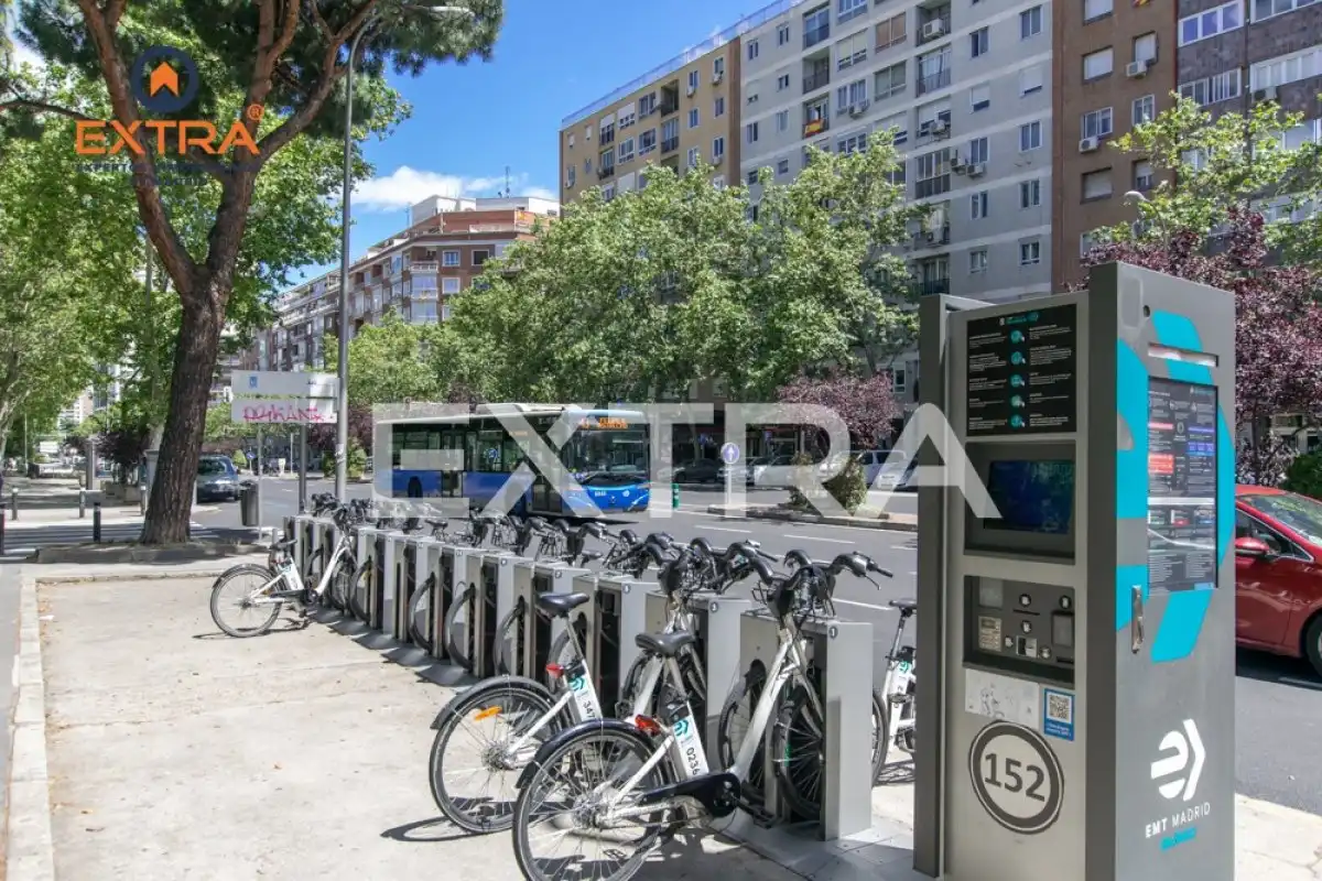 Flat for rent in Calle Lerida, Cuatro Caminos - Azca