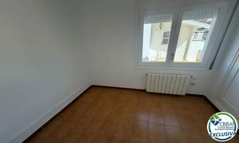 Bedroom of Attic for sale in Roses  with Terrace
