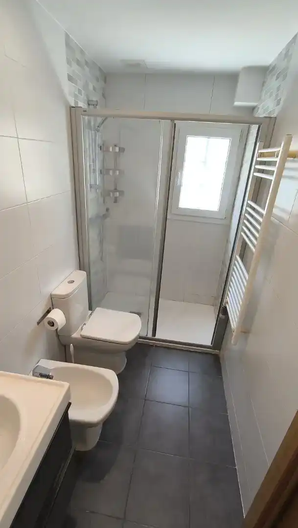Bany de Casa o xalet en venda en Sant Cugat del Vallès amb Aire condicionat i Piscina