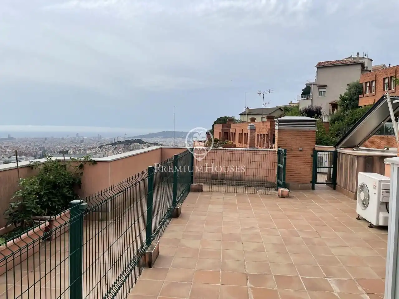 Terrace of Flat for sale in Barcelona  with Terrace, Storage room and Balcony