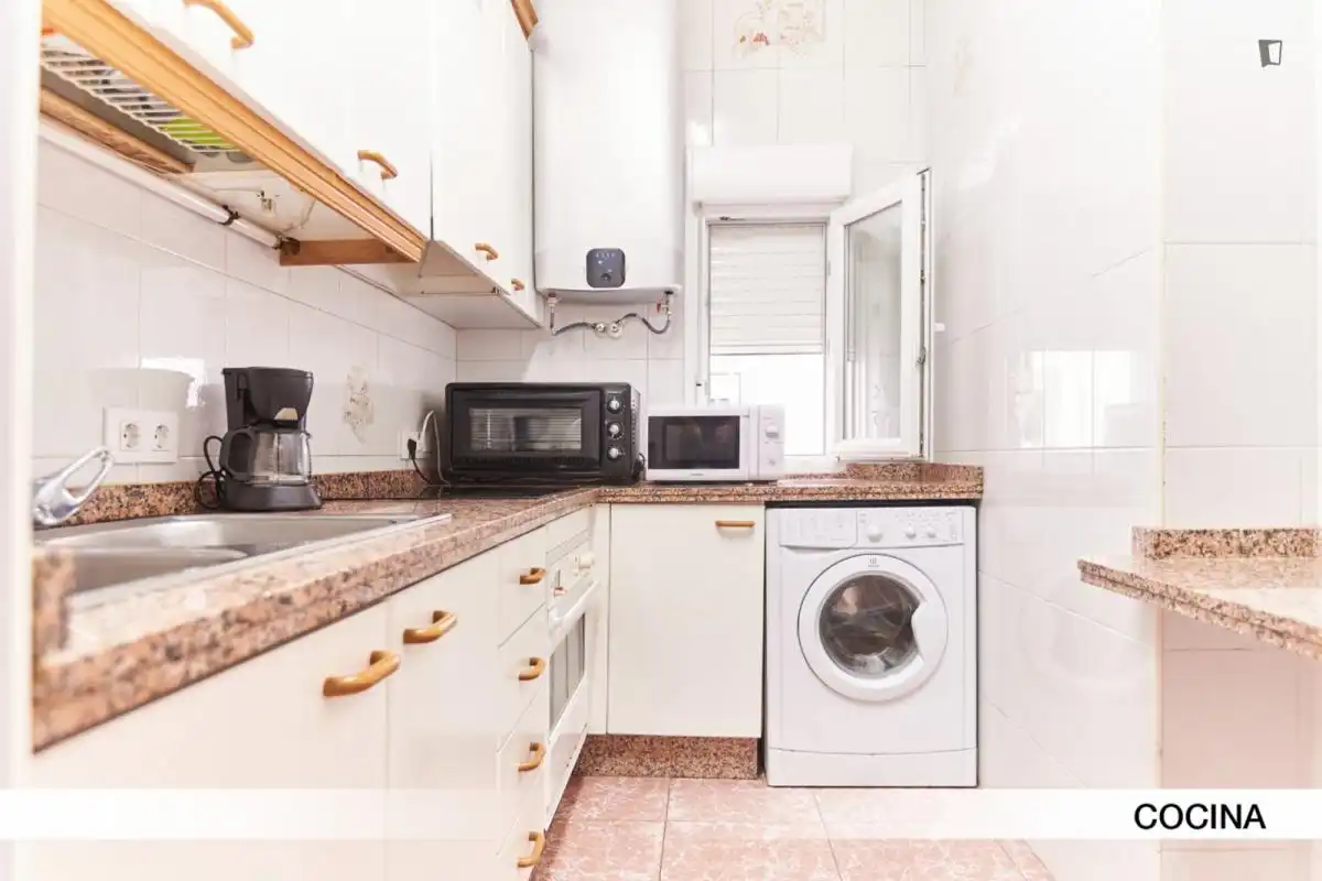 Habitació a Sevilla, Sevilla