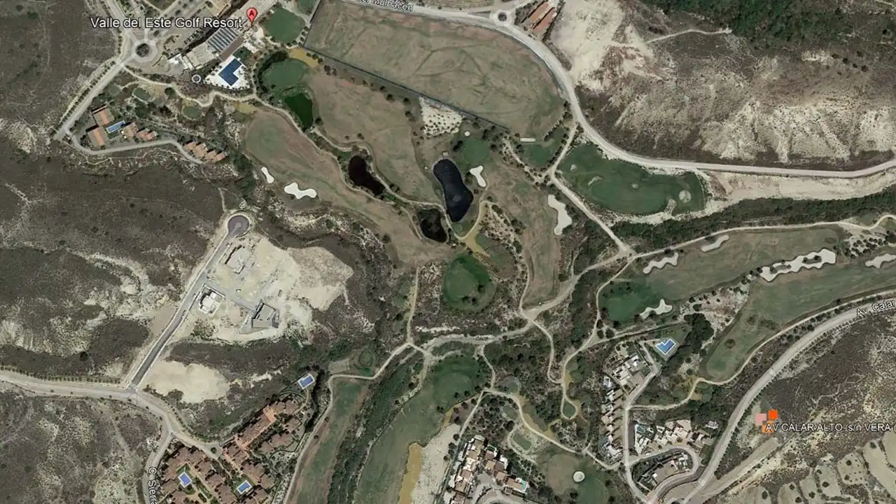 Residential land for sale in Avenida Calar Alto 12