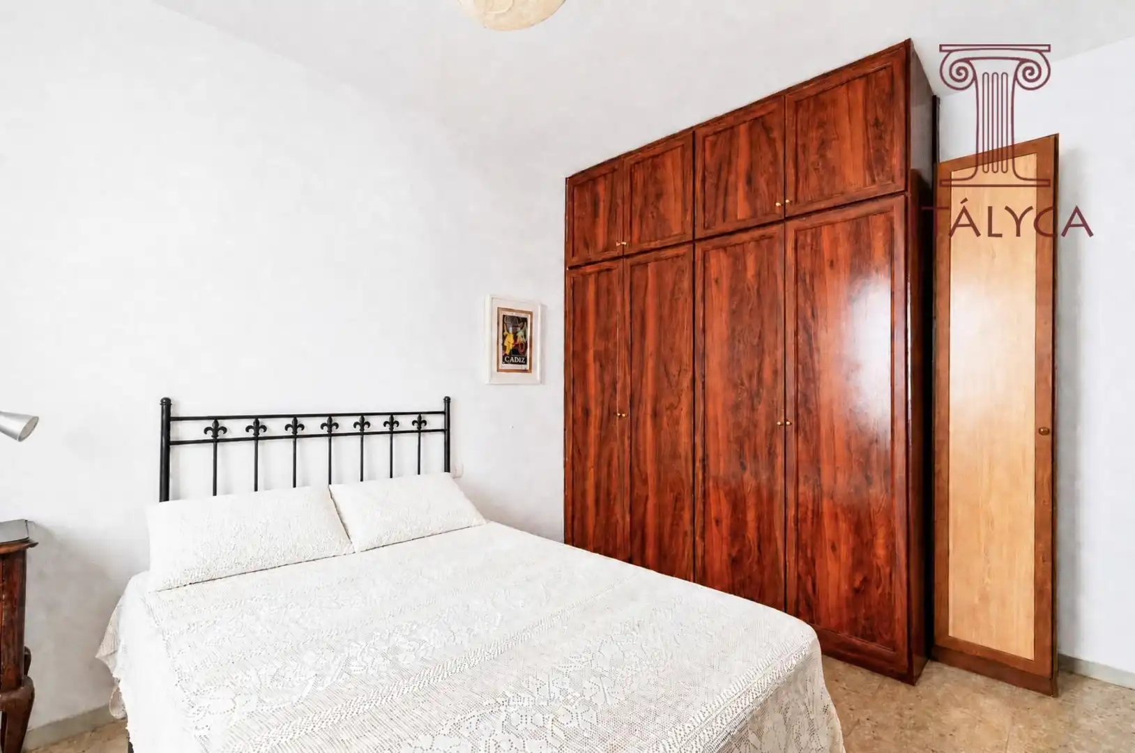 Dormitori de Pis en venda en Sevilla amb Aire condicionat, Calefacció i Balcó