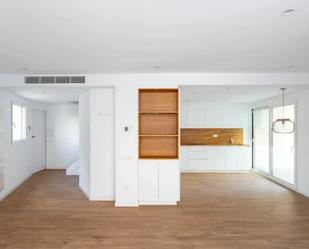 Dúplex de lloguer en Montgat amb Aire condicionat, Parquet i Terrassa