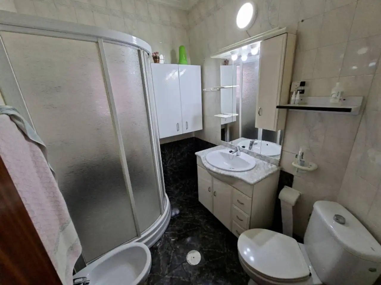 Badezimmer von Wohnung zum Verkauf in Cartagena