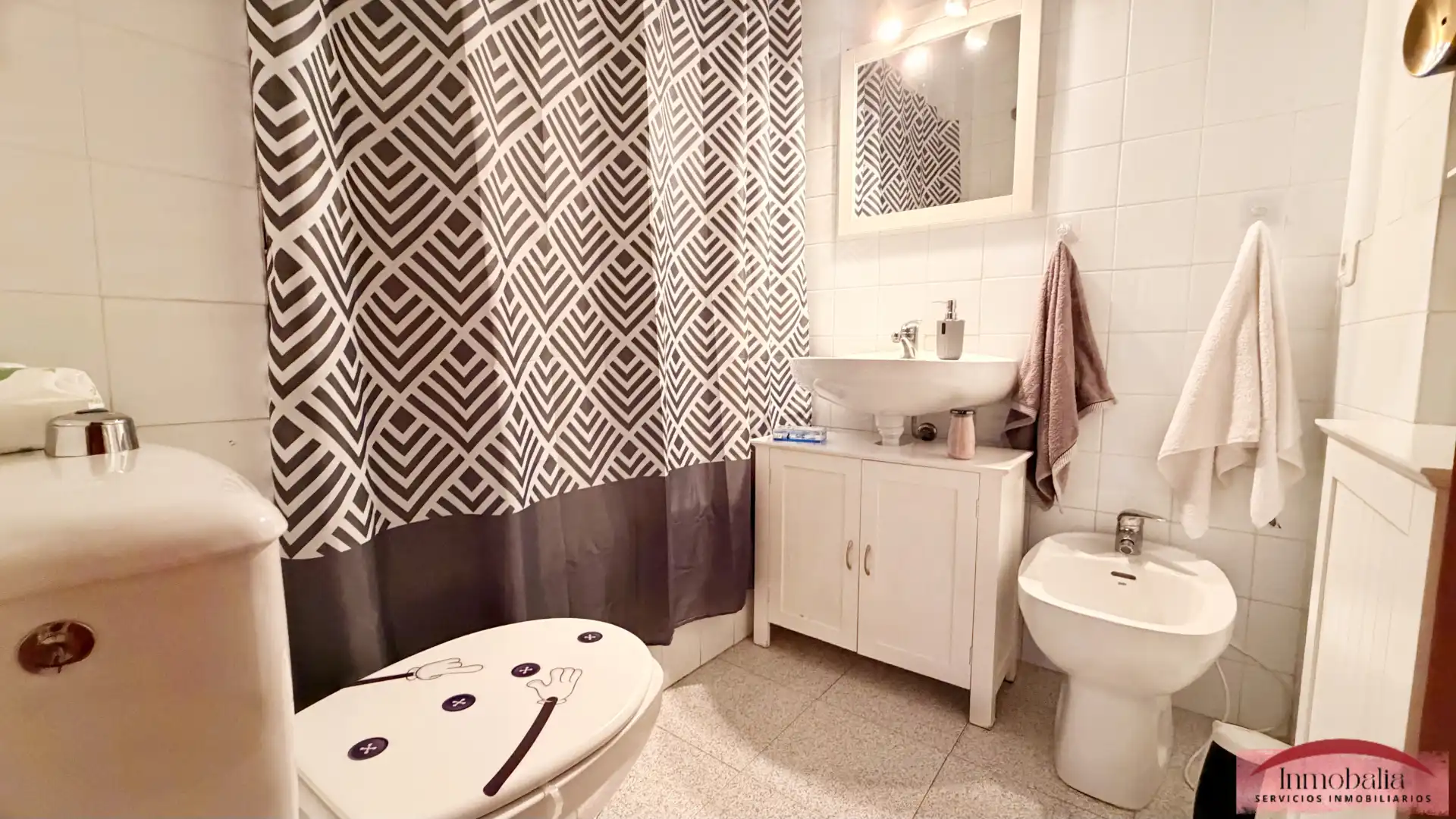 Baño de Piso en venta en Sevilla con Aire acondicionado y Terraza
