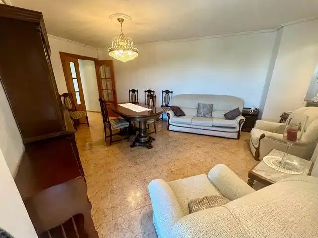 Sala d'estar de Pis en venda en Valencia amb Aire condicionat i Balcó