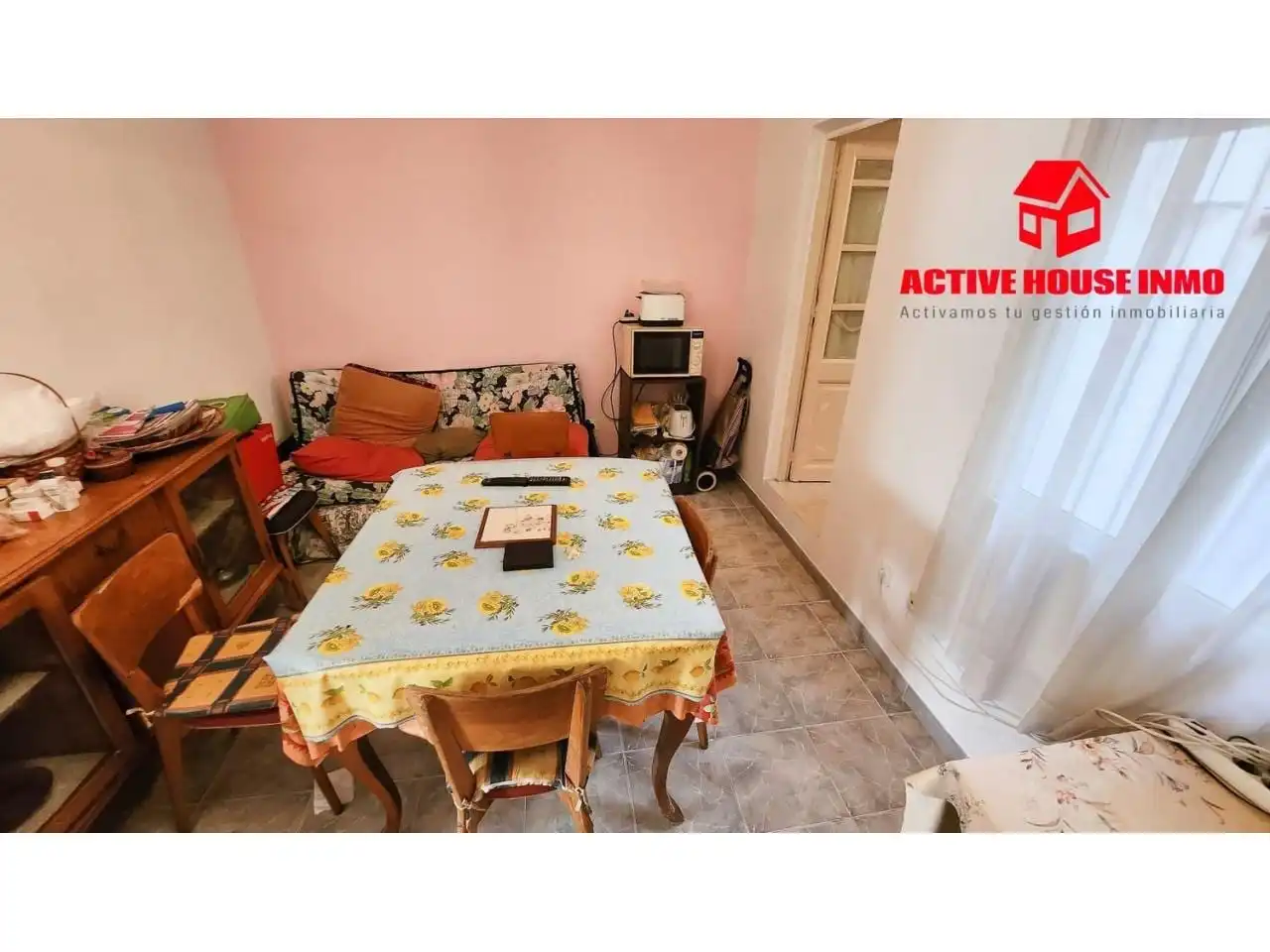 Wohnzimmer von Einfamilien-Reihenhaus zum Verkauf in La Ràpita mit Klimaanlage, Terrasse und Abstellraum