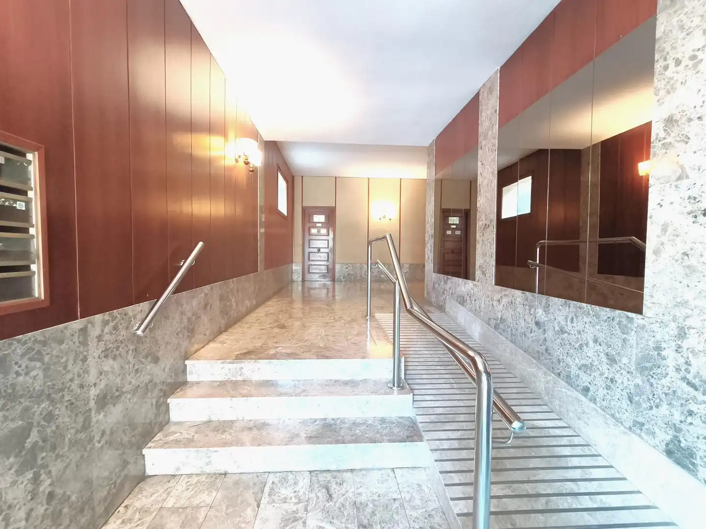 Piso en venta en Reus con Calefacción, Terraza y Trastero