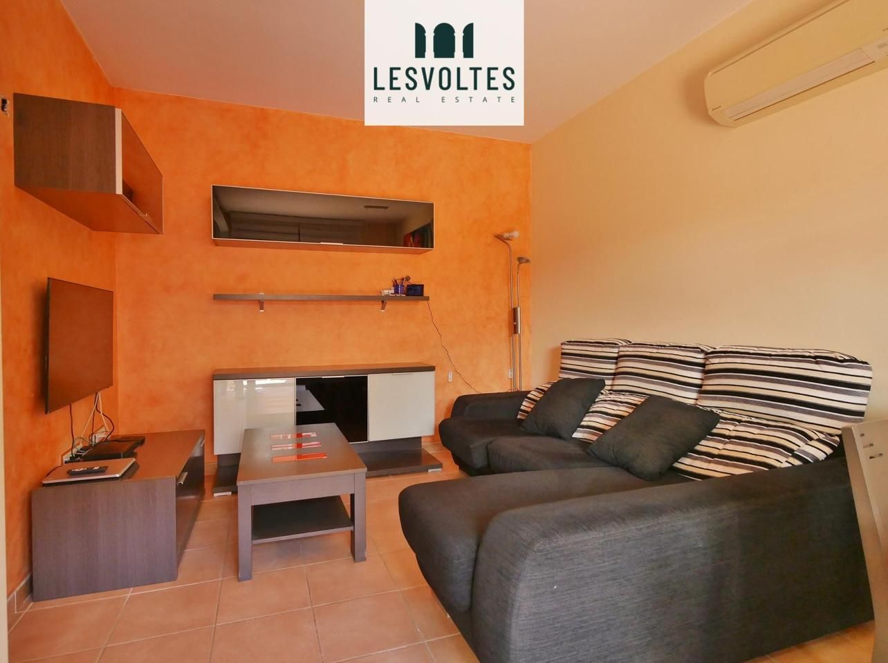 Living room of Planta baja for sale in Palafrugell  with Air Conditioner, Heating and Balcony