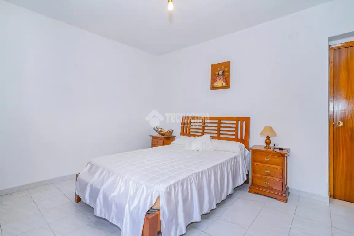 Habitación de Casa adosada en venta en Lucena con Aire acondicionado y Amueblado