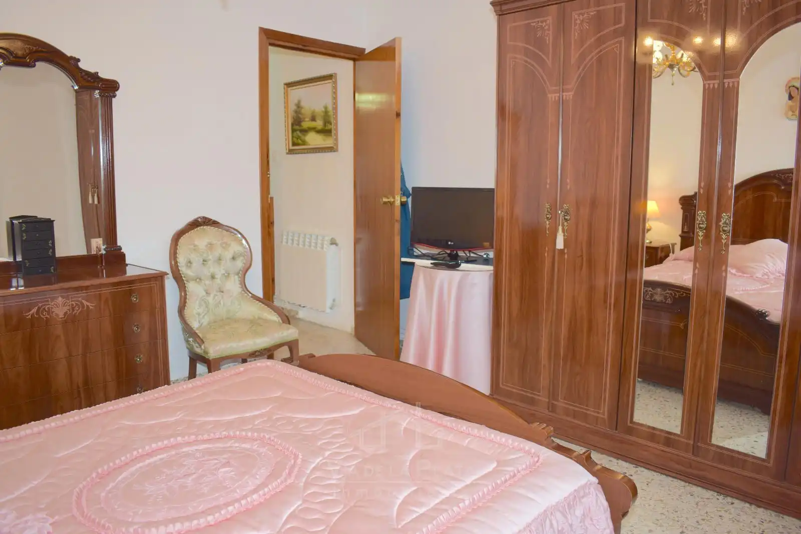 Dormitori de Casa o xalet en venda en Vallesa de la Guareña amb Calefacció, Traster i Moblat