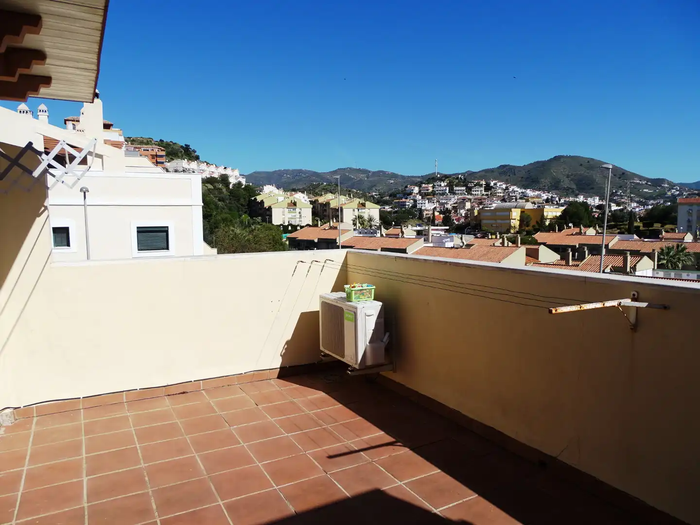 Terraza de Casa adosada en venta en Rincón de la Victoria con Aire acondicionado, Calefacción y Jardín privado