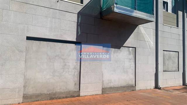 Local comercial en Venta en Cangas pueblo