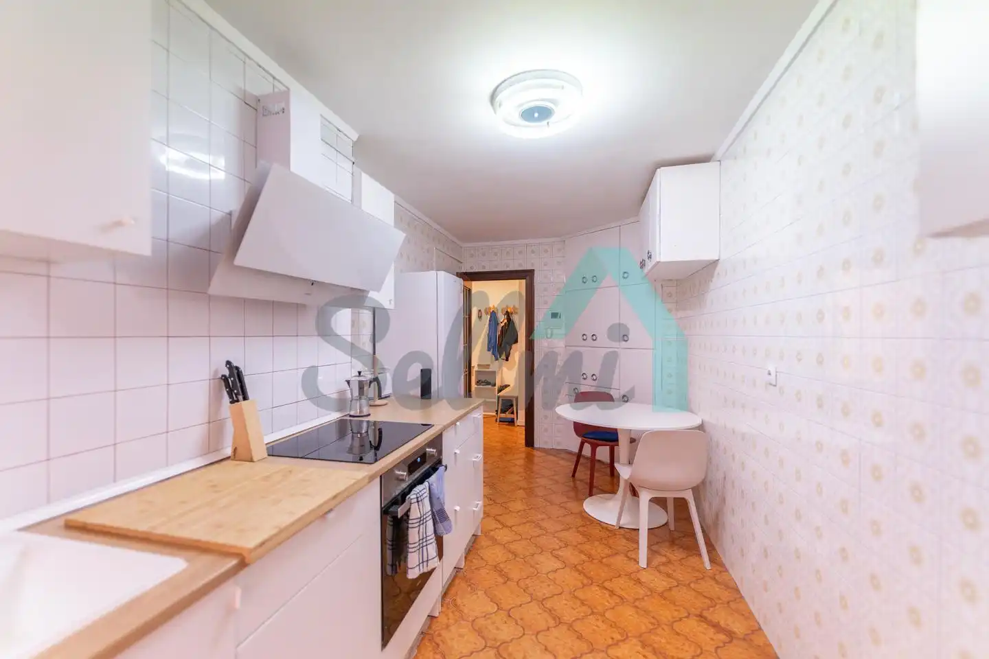 Cuina de Pis de lloguer en Gijón  amb Calefacció, Parquet i Terrassa