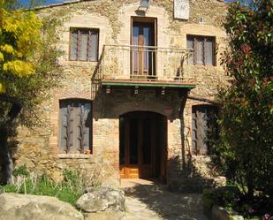 Vista exterior de Casa o xalet en venda en Cistella amb Calefacció, Jardí privat i Terrassa