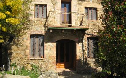 Vista exterior de Casa o xalet en venda en Cistella amb Calefacció, Jardí privat i Terrassa
