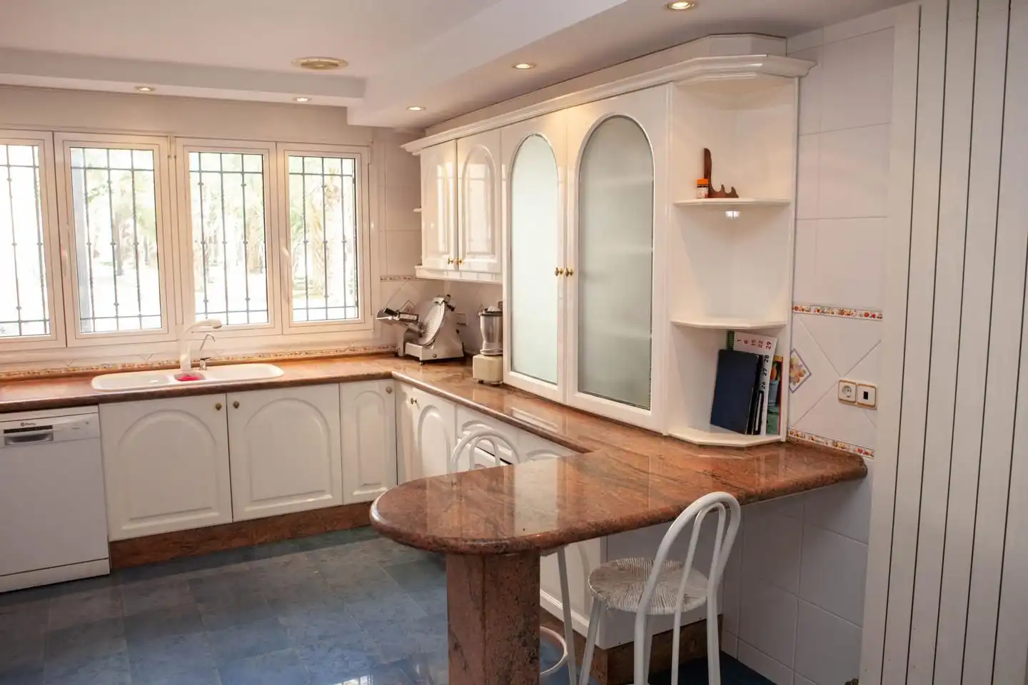 Cocina de Piso en venta en Elche / Elx con Aire acondicionado, Calefacción y Parquet