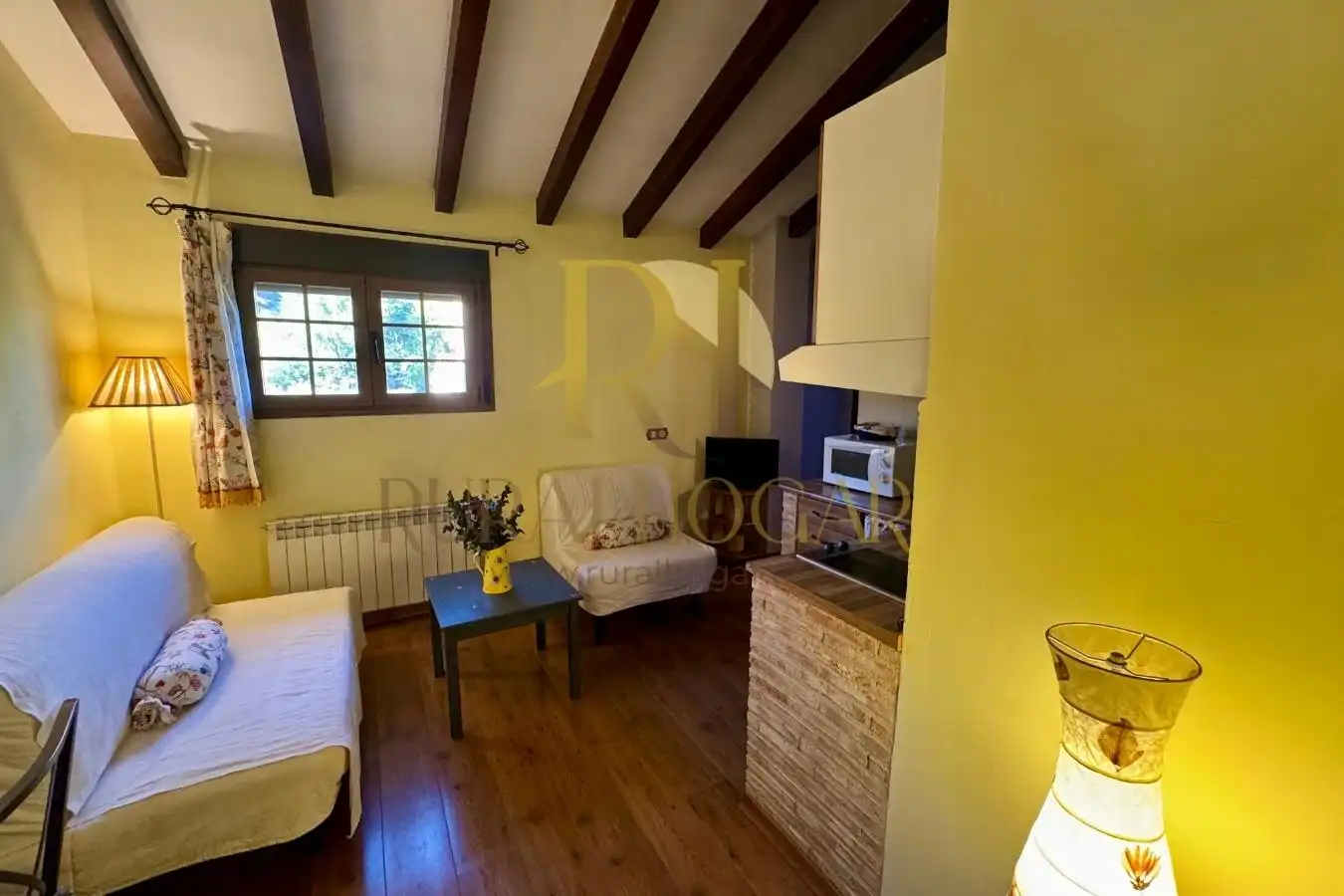 Vista exterior de Casa o chalet en venta en Peralejos de las Truchas con Calefacción, Jardín privado y Parquet