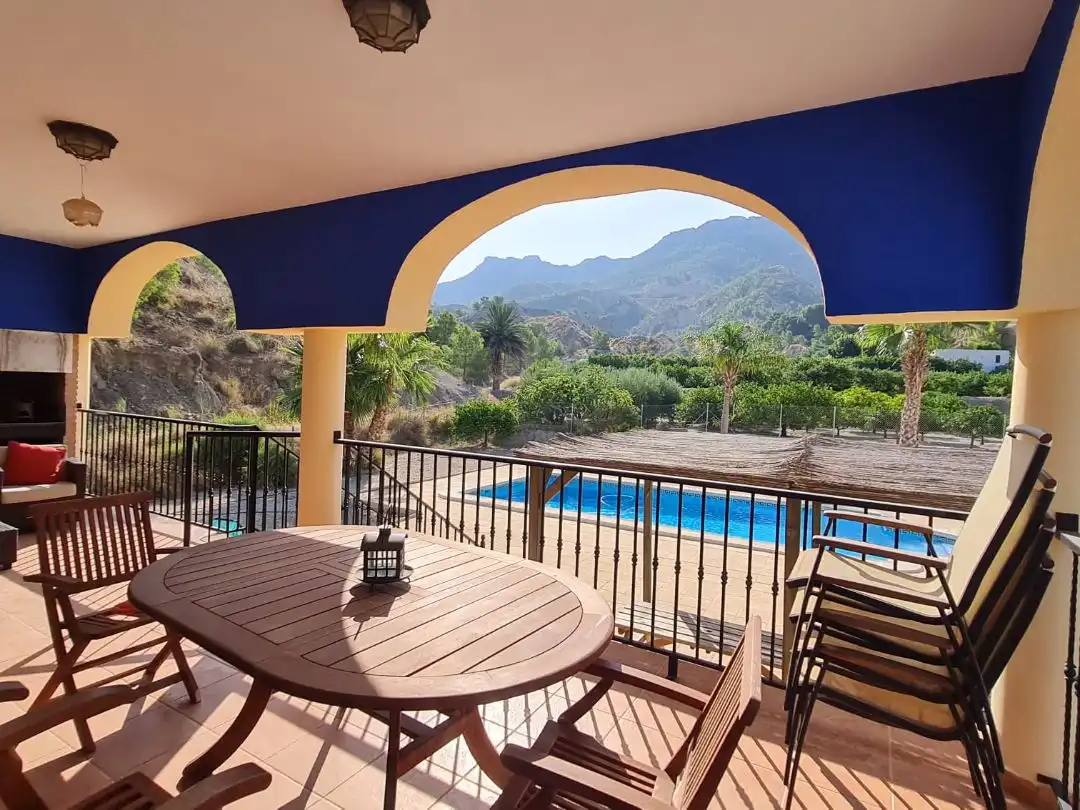 Villa con giardino in vendita a Paraje Saque y Navela 1, imagen 13