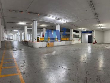 Industrial building to rent in Llanos de Jerez