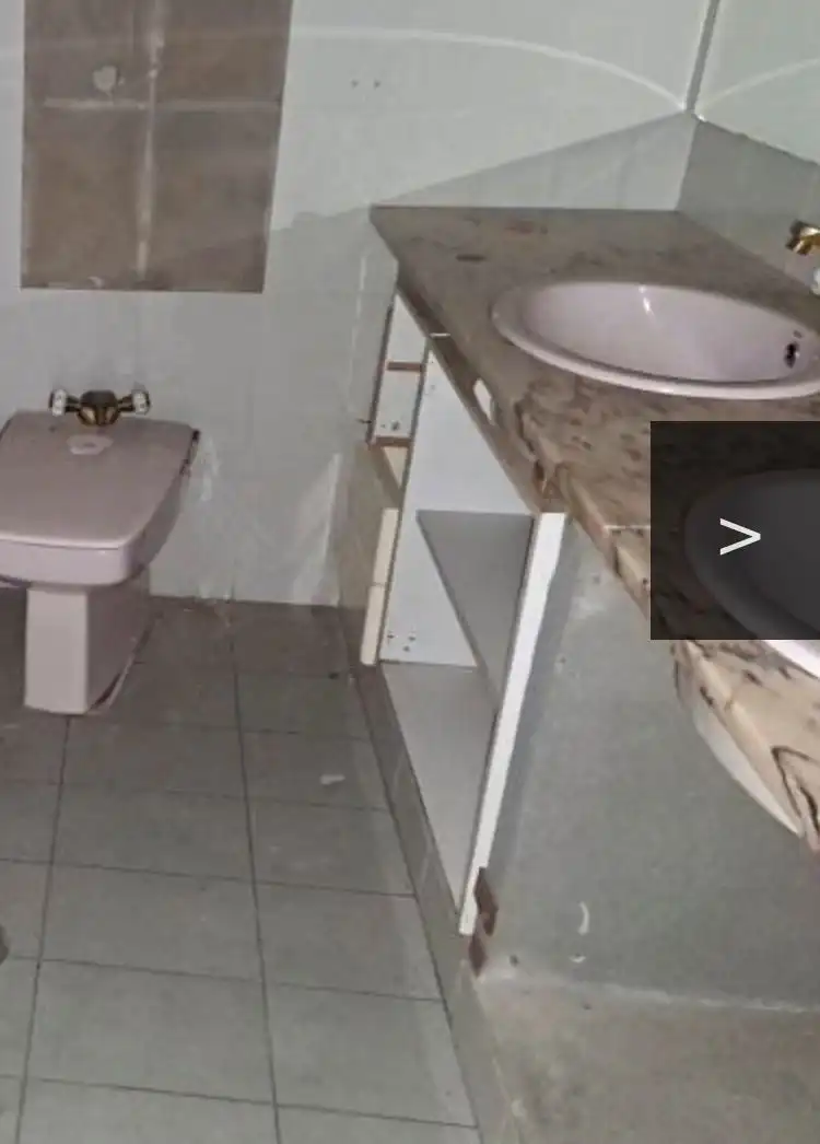 Badezimmer von Gebäude zum Verkauf in Lalín