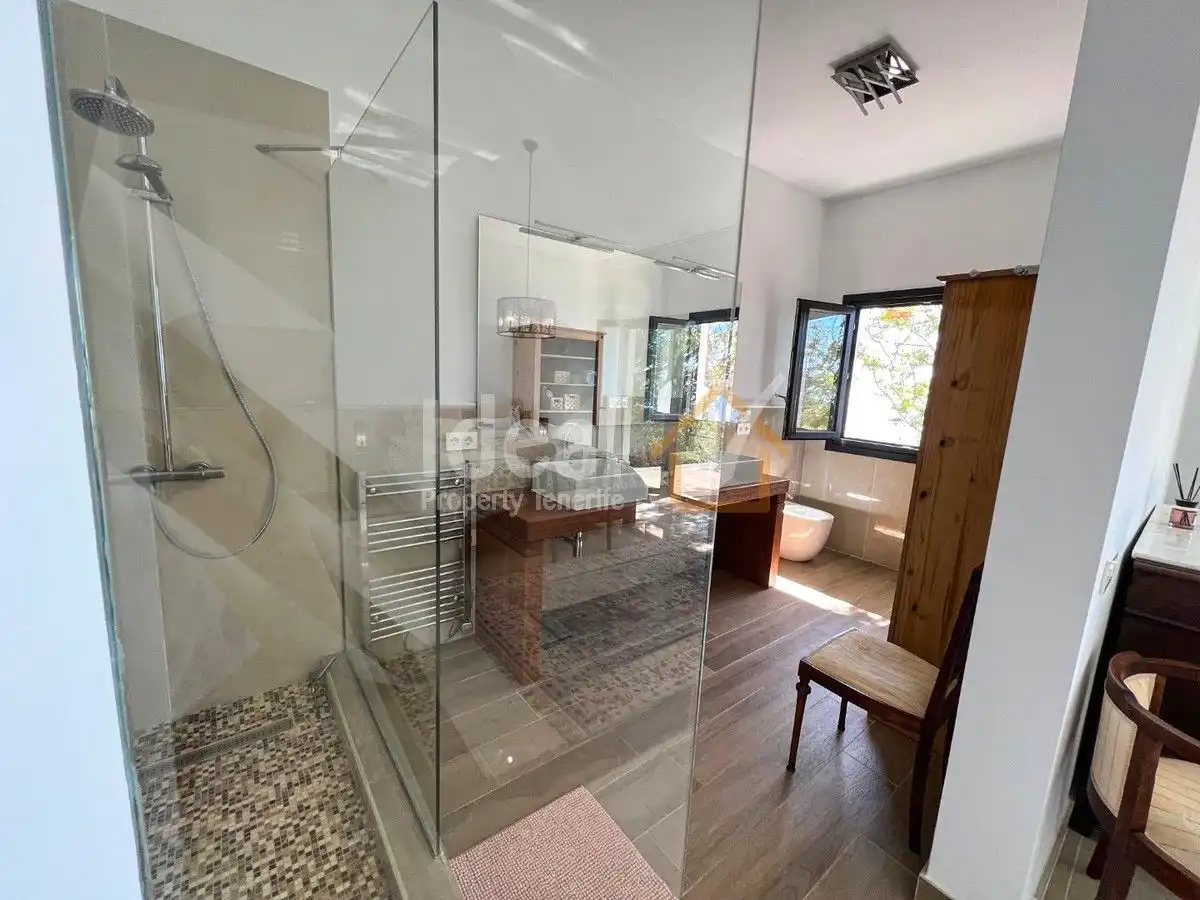 Bathroom of Houses for sale in Güímar  with Private garden, Terrace and Swimming Pool