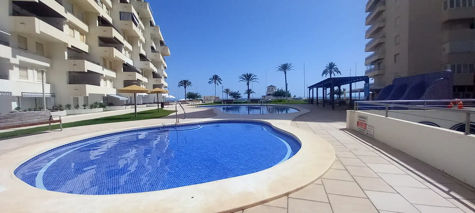 Piscina de Pis en venda en Gandia amb Terrassa, Traster i Piscina comunitària