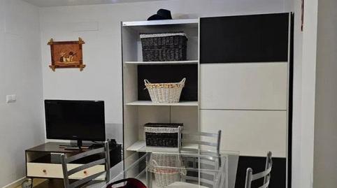 Photo 3 of Flat for sale in Carrer Cronista Viravens, Carolinas Bajas, Alicante / Alacant