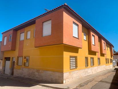 Exterior view of Flat for sale in Poblete