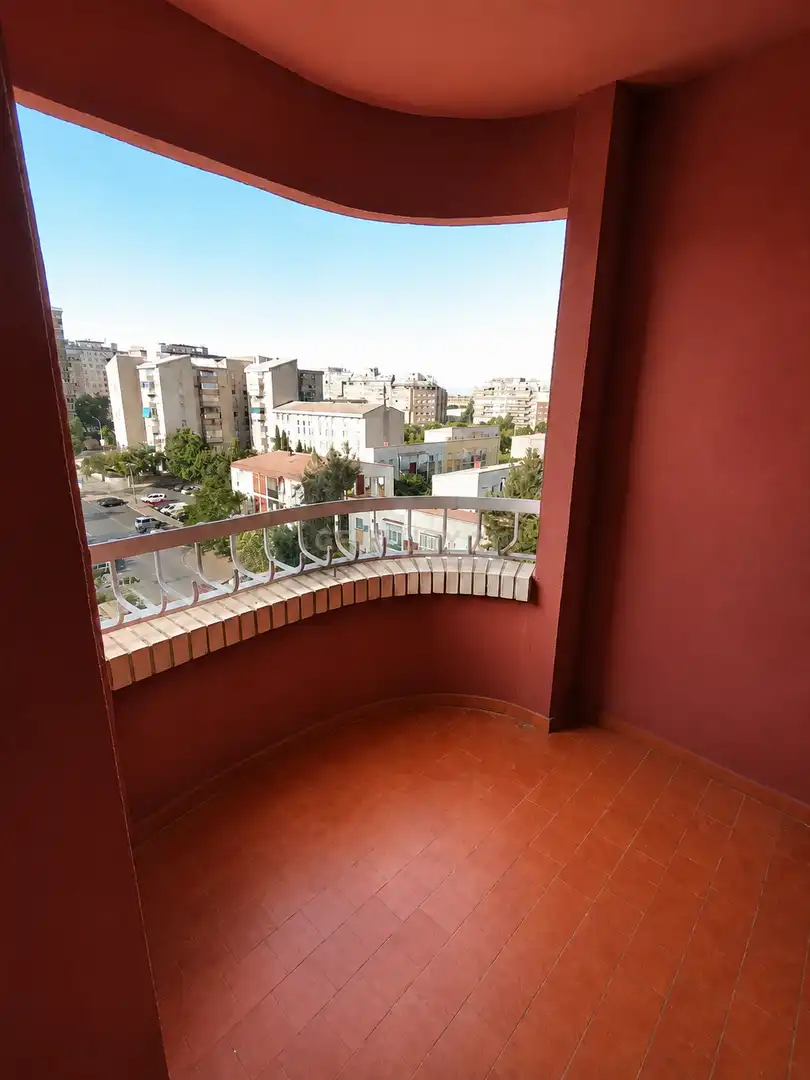 Flat for rent in Avenida de la Bondad, Cáceres‎, Spain, 12, Nuevo Cáceres