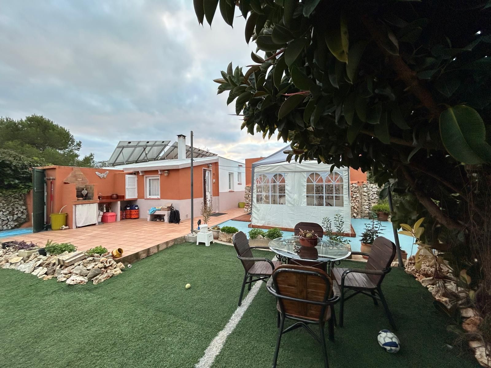 Garten von Country house zum verkauf in Sant Lluís mit Klimaanlage, Heizung und Privatgarten