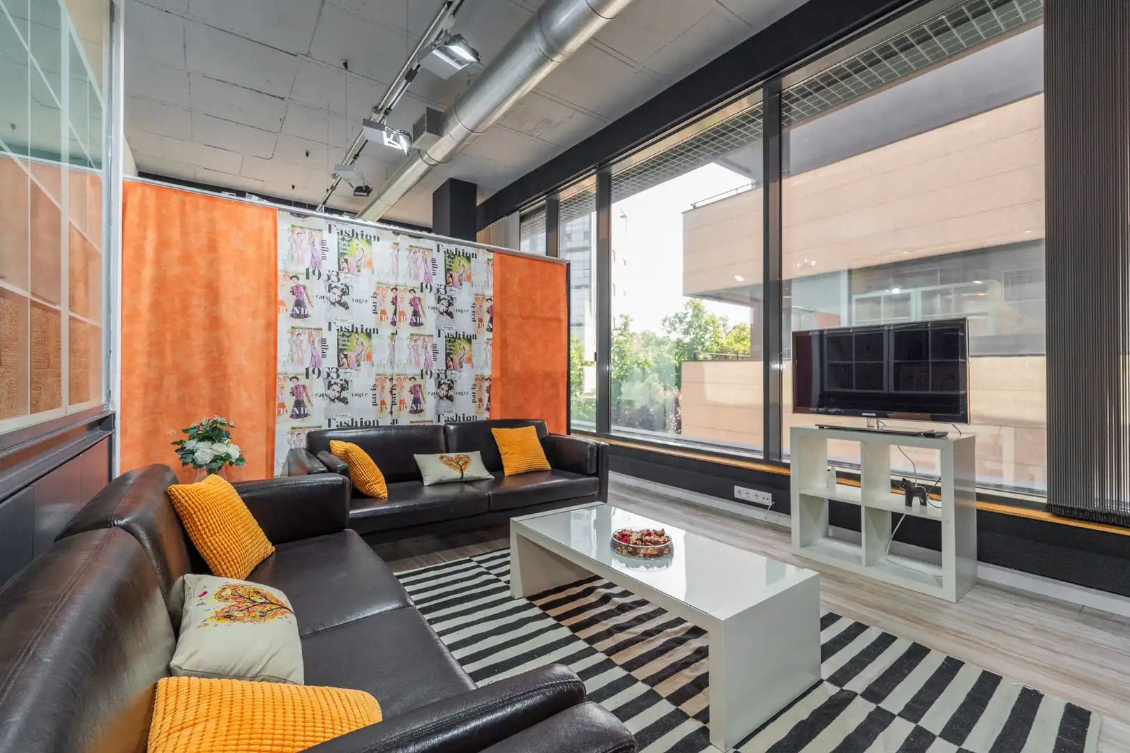 Sala d'estar de Loft en venda en San Sebastián de los Reyes amb Aire condicionat, Calefacció i Traster