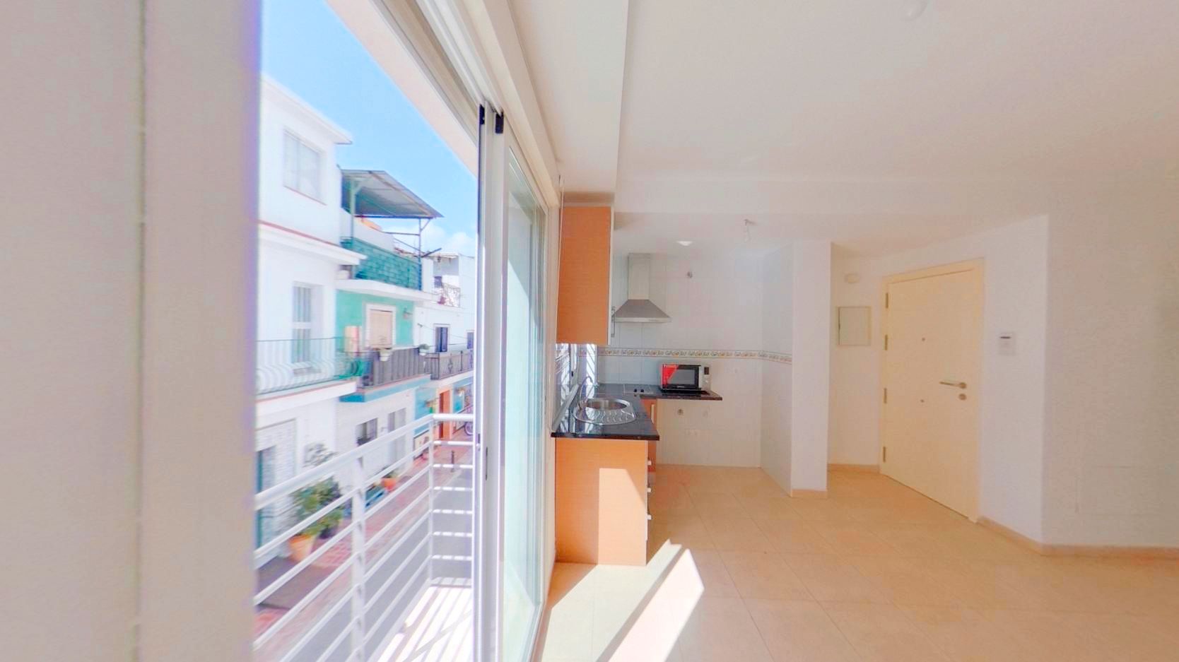 Cuina de Estudi en venda en Benalmádena amb Terrassa, Forn i Balcó