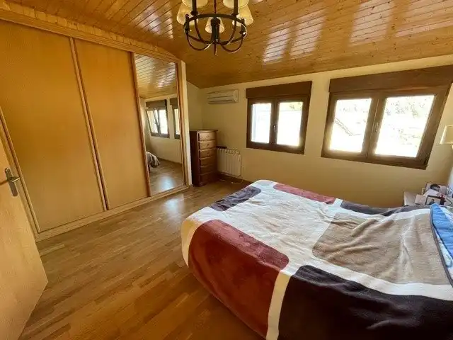 Dormitori de Apartament en venda en Villafranca del Bierzo amb Traster i Moblat