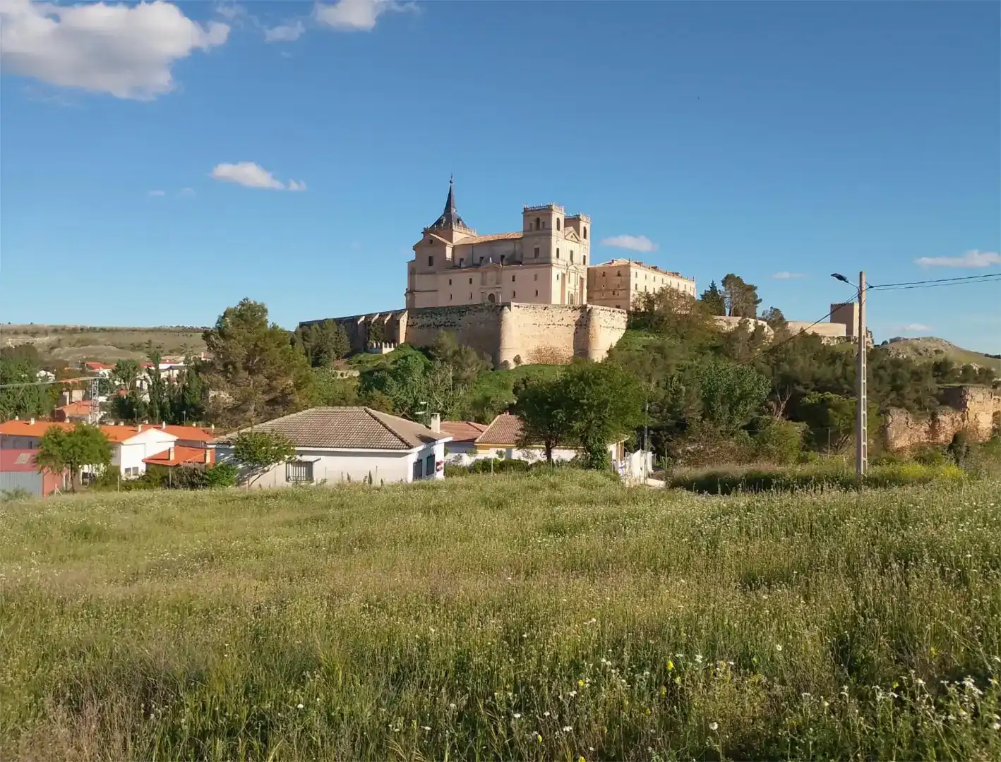 Vista exterior de Finca rústica en venta en Uclés