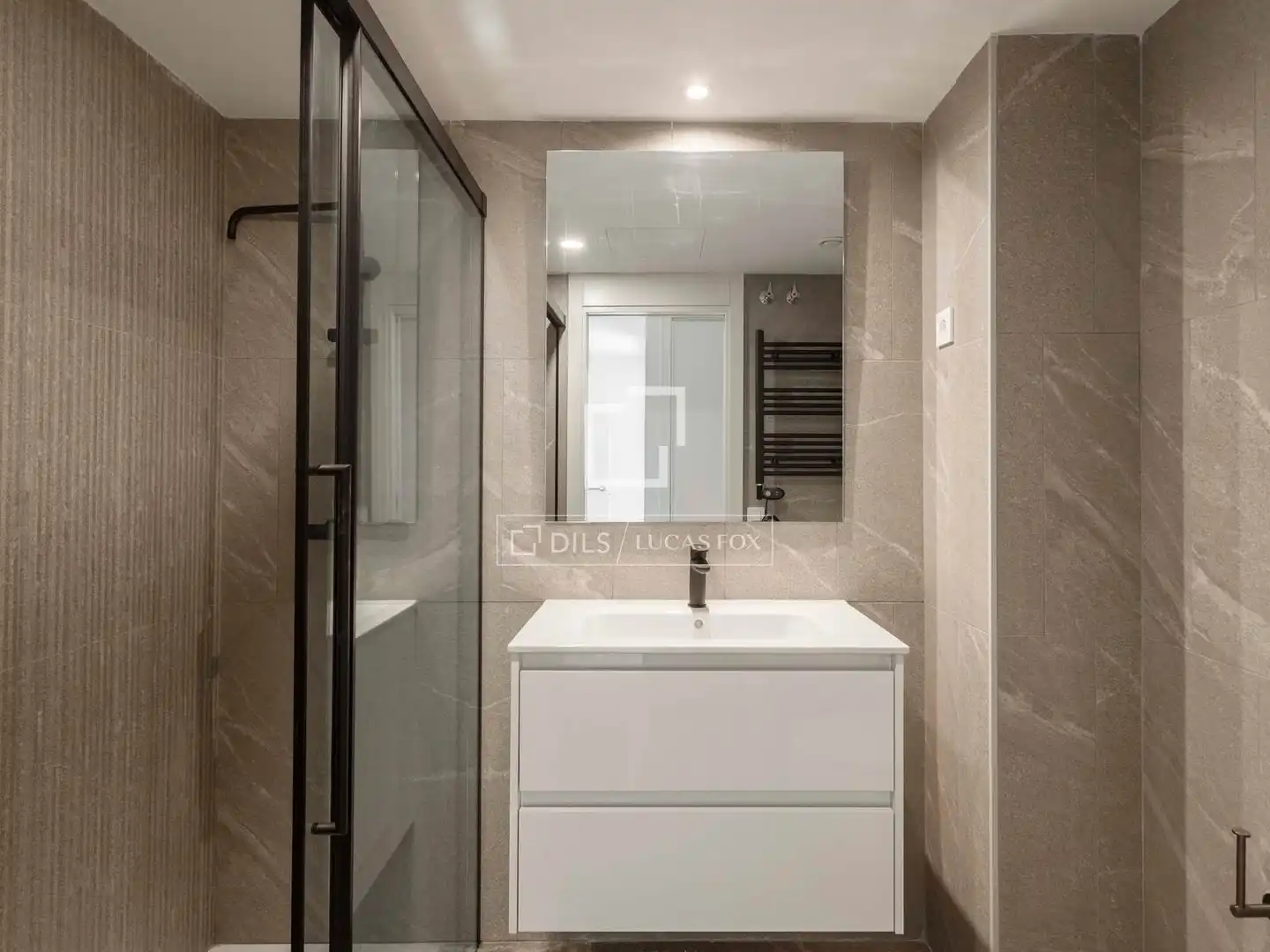 Bathroom of Flat for rent in Tetuán
