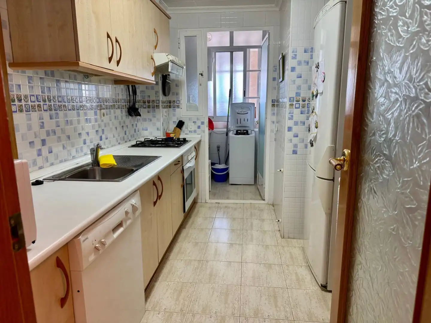 Cuina de Àtic de lloguer en Alicante / Alacant amb Jardí privat, Terrassa i Moblat