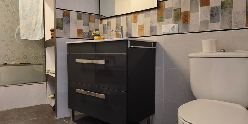 Bany de Casa adosada en venda en Iznájar amb Terrassa i Traster