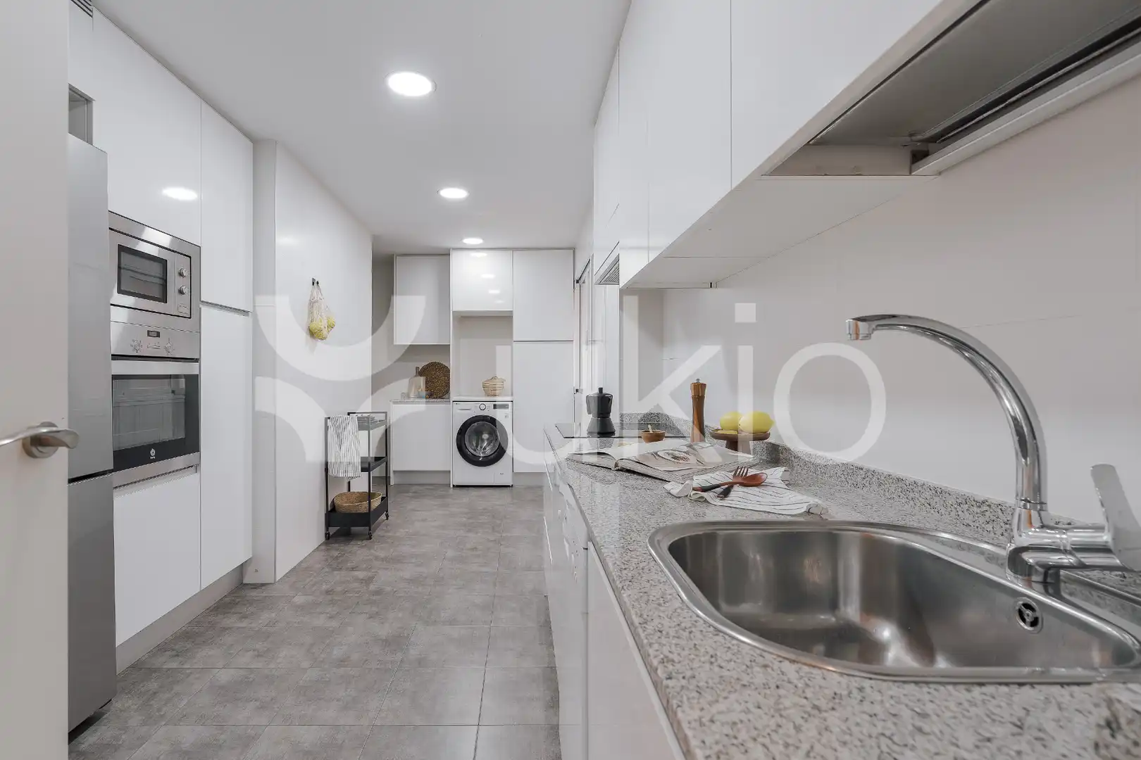 Kitchen of Apartments for rent in  Madrid Capital  with Air Conditioner, Heating and Terrace