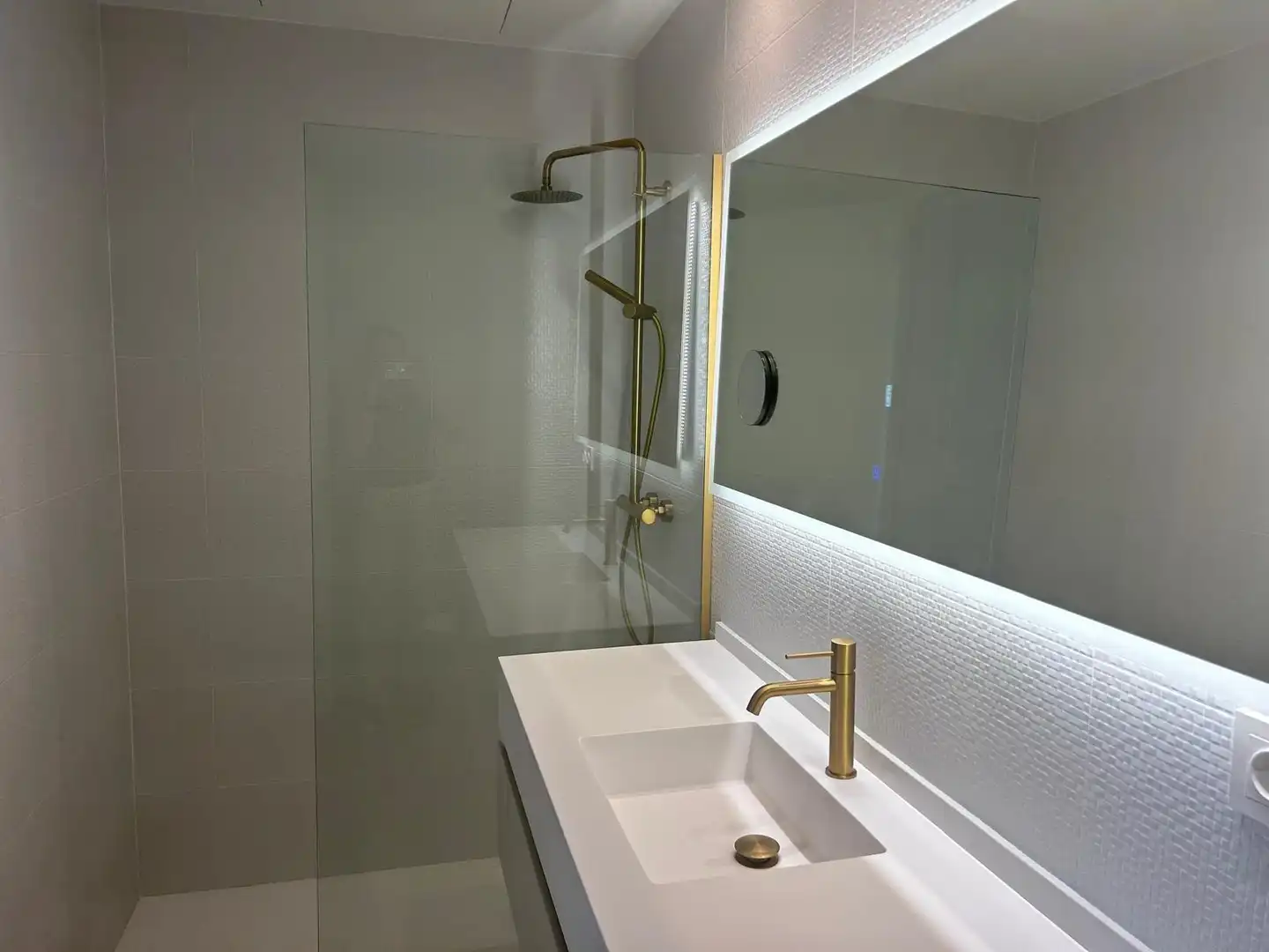 Bathroom of Flat for sale in Benidorm  with Air Conditioner, Private garden and Terrace